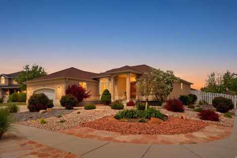Photo of 1172 W KRISTELDELL CT, Murray, UT 84123 (MLS # 2155781)