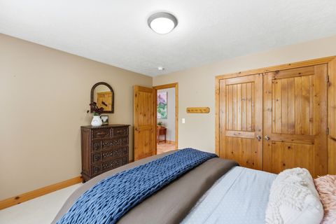 Tiny photo for 1172 W KRISTELDELL CT, Murray, UT 84123 (MLS # 2155781)
