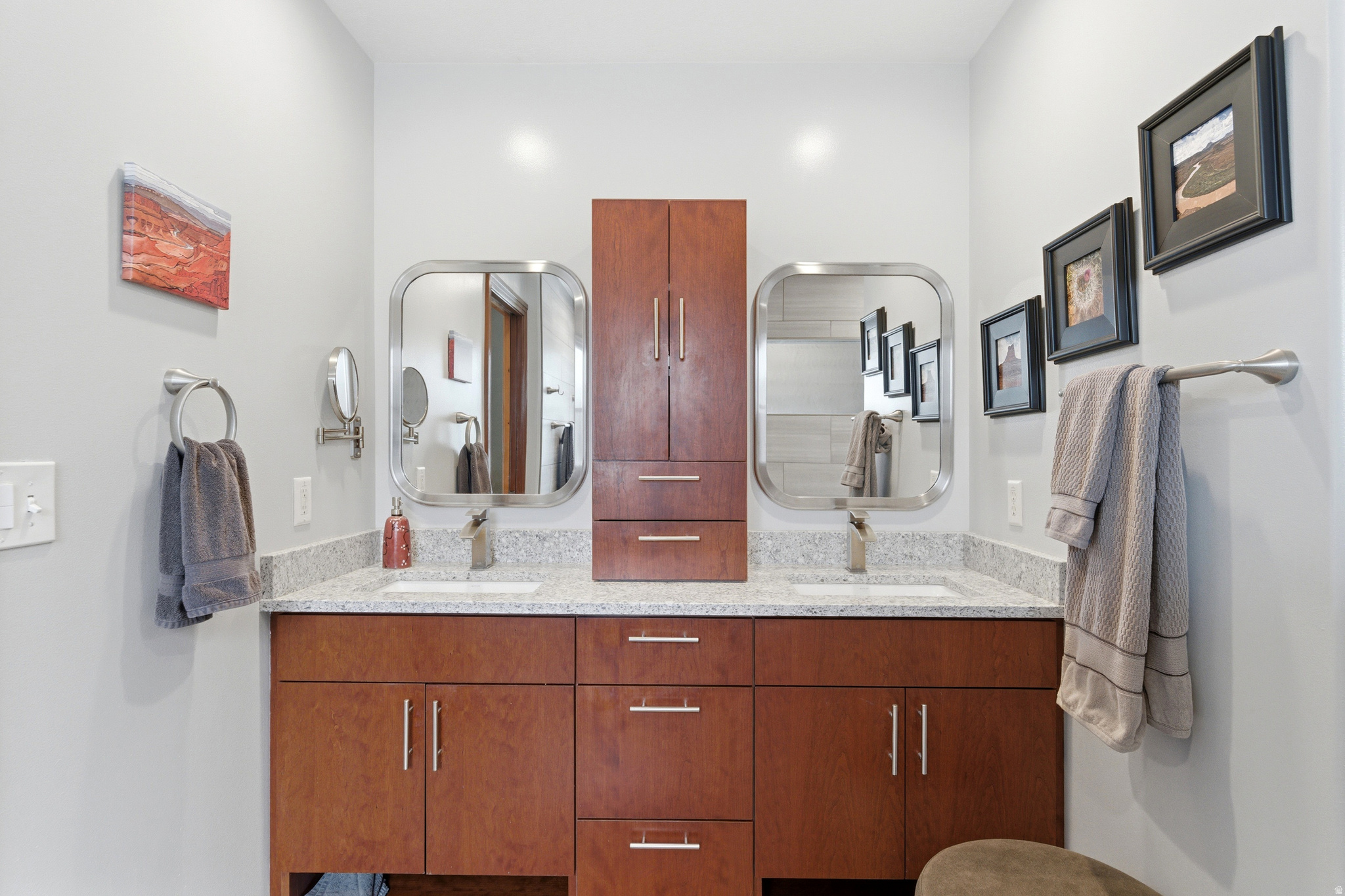 MURRAY PARKWAY ESTATES - Residential