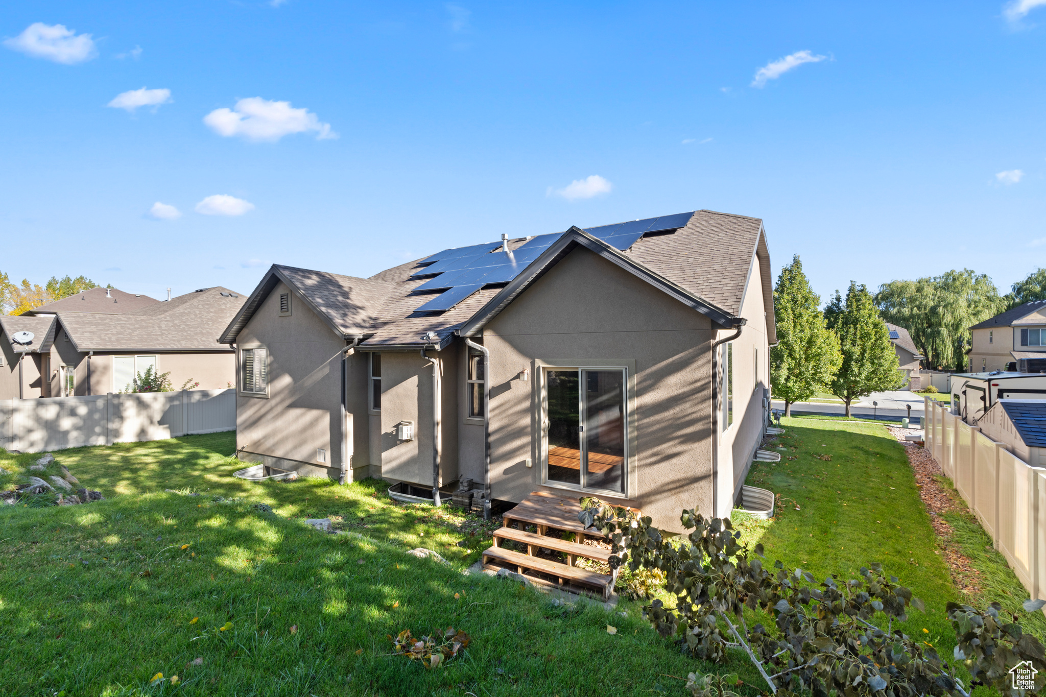 SILVER LAKE - Residential