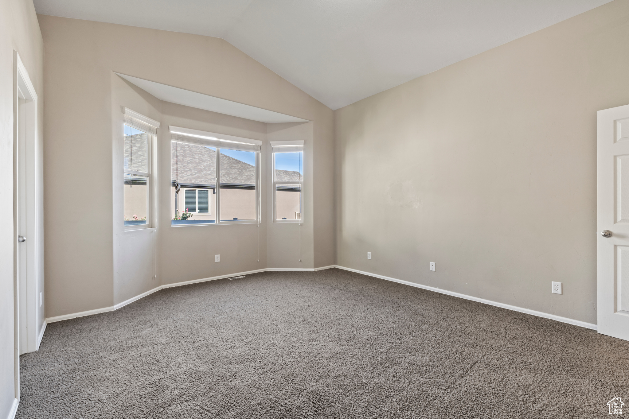 SILVER LAKE - Residential