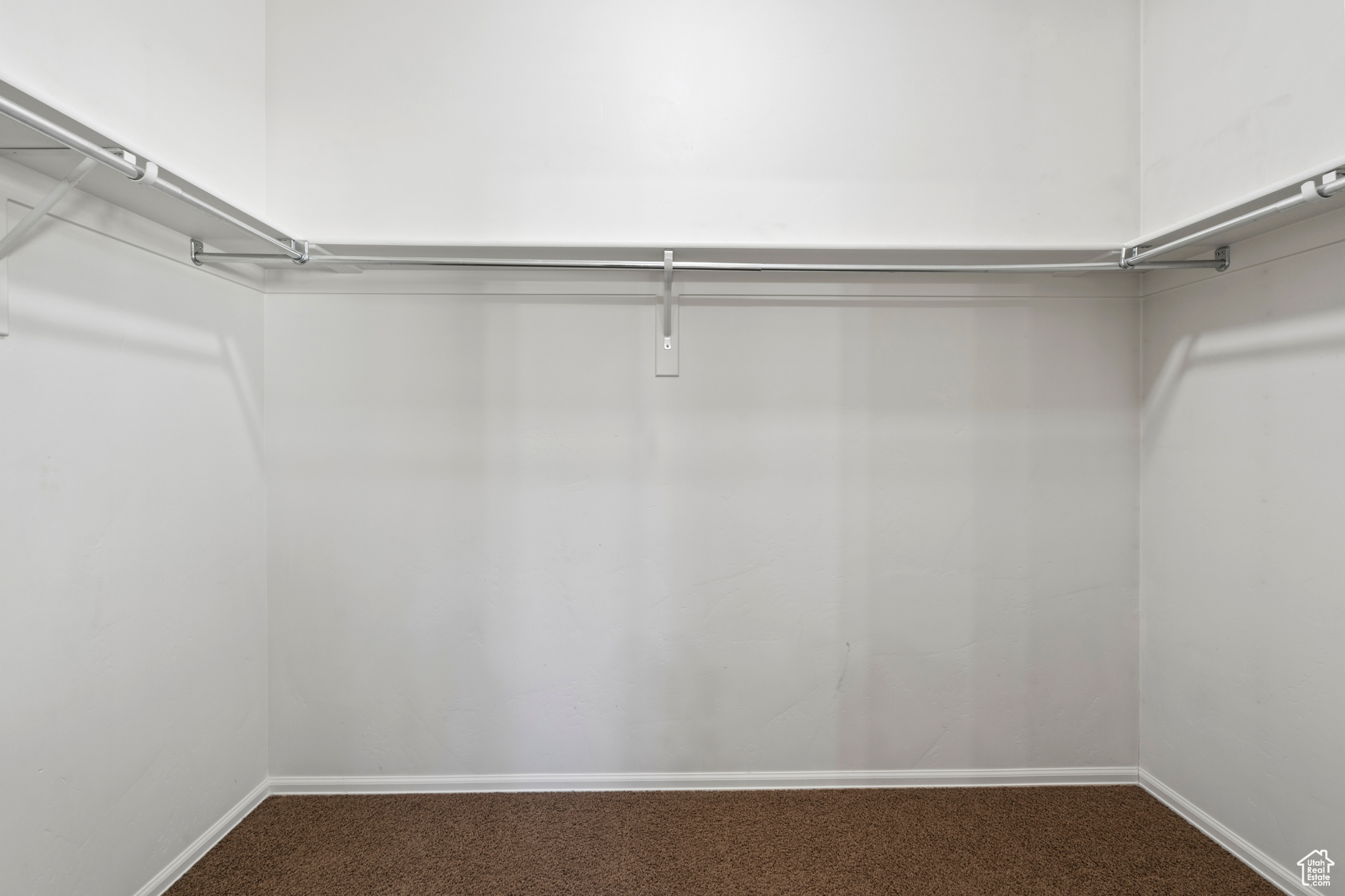 SILVER LAKE - Residential