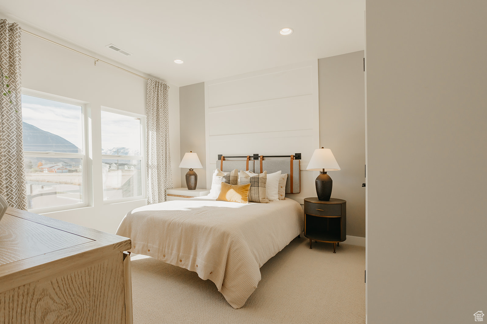 WILLOW ESTATES - Residential