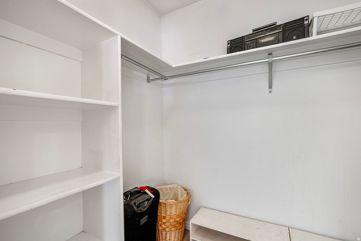 SUNCREST TOWNHOMES AMD - Residential