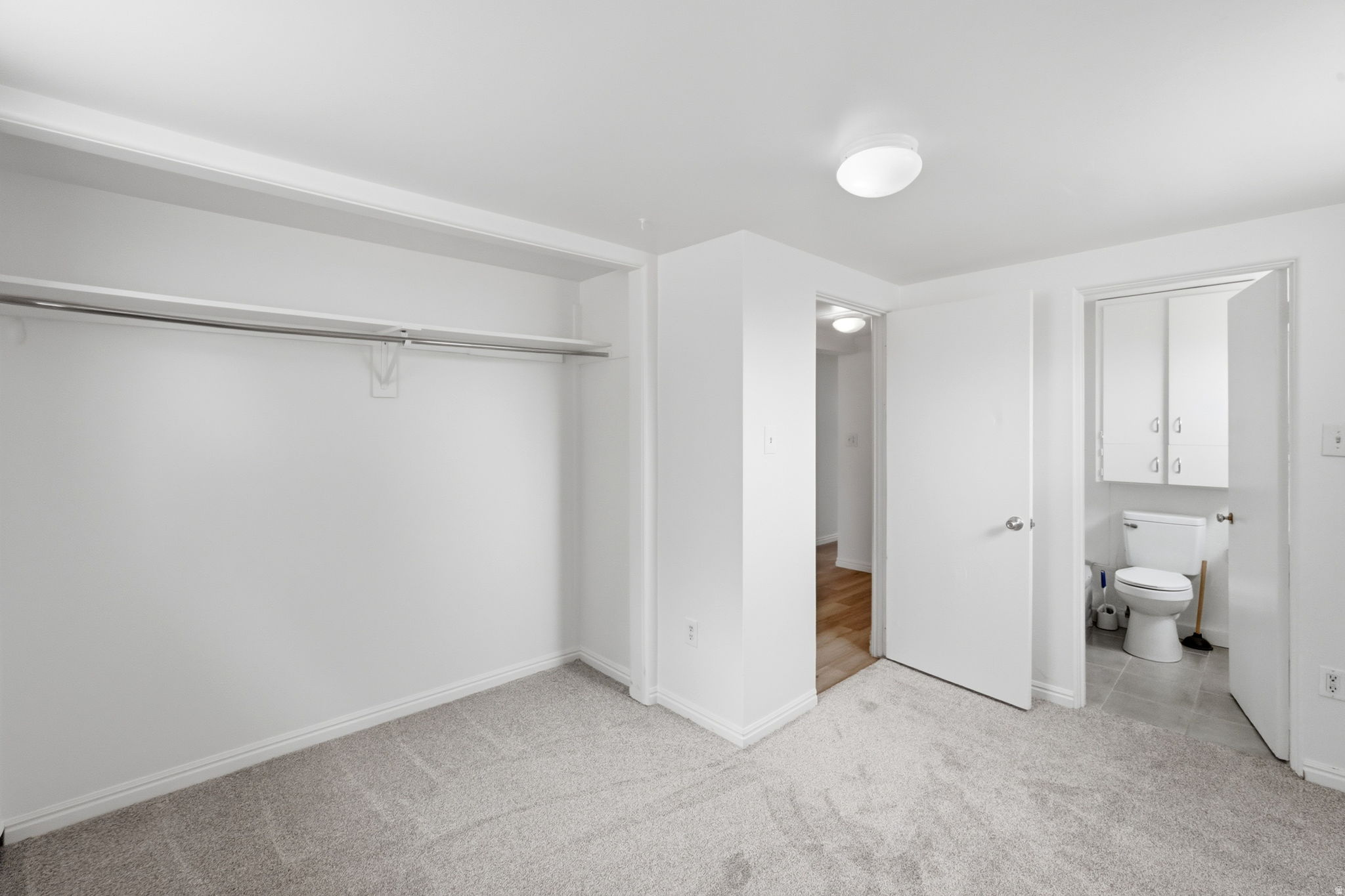 MENLOVE - Residential
