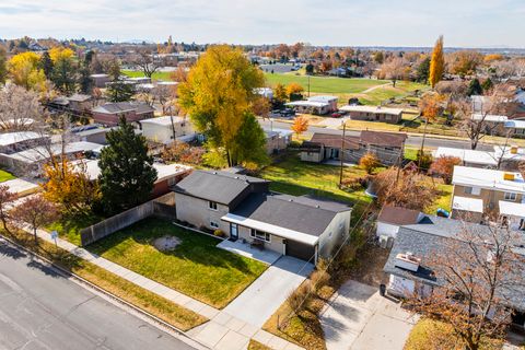 Tiny photo for 4215 GRAMERCY AVE, South Ogden, UT 84403 (MLS # 2122441)