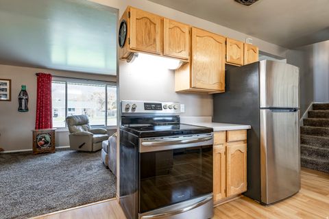 Tiny photo for 4215 GRAMERCY AVE, South Ogden, UT 84403 (MLS # 2122441)