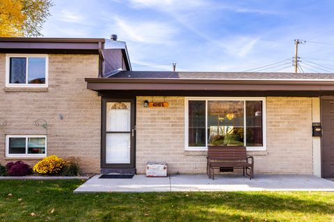 Photo of 4215 GRAMERCY AVE, South Ogden, UT 84403 (MLS # 2122441)