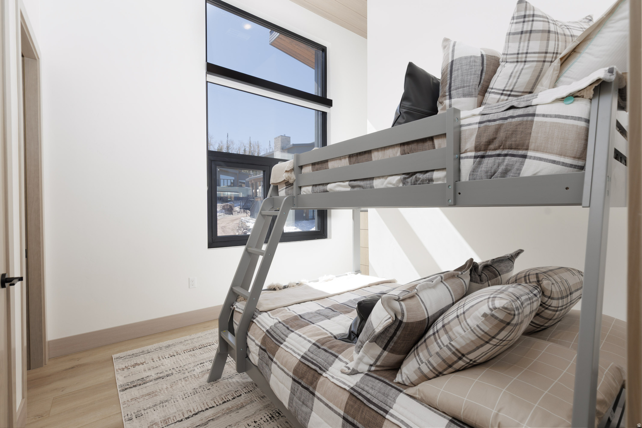 ELEVATE VILLAS - Residential