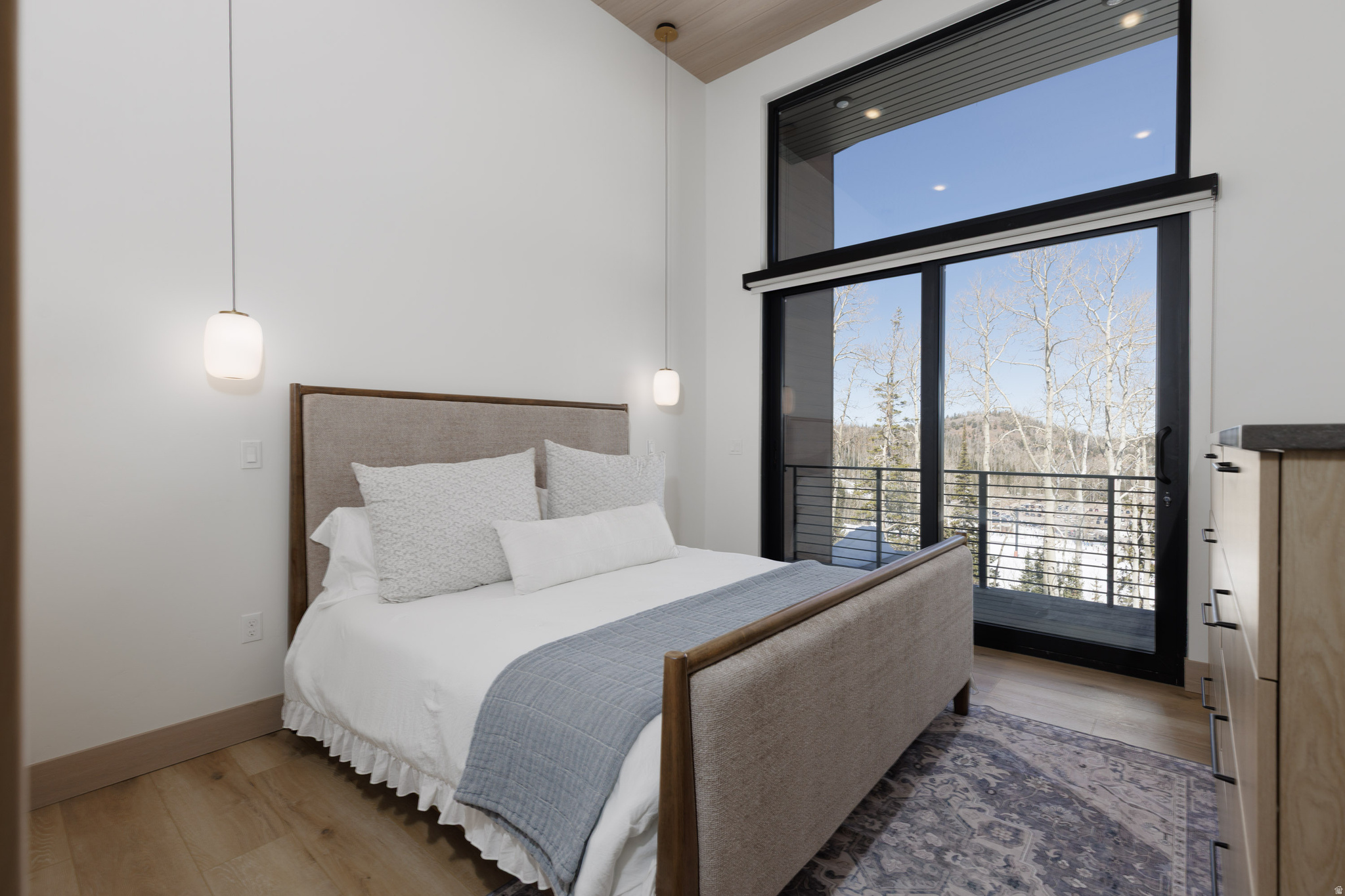 ELEVATE VILLAS - Residential