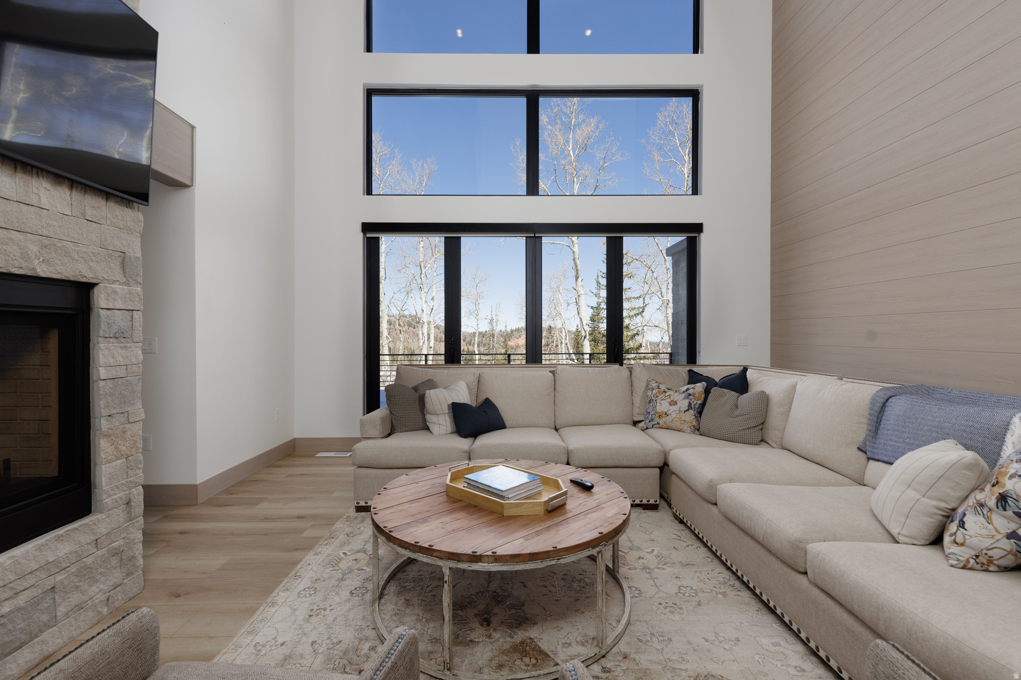 ELEVATE VILLAS - Residential