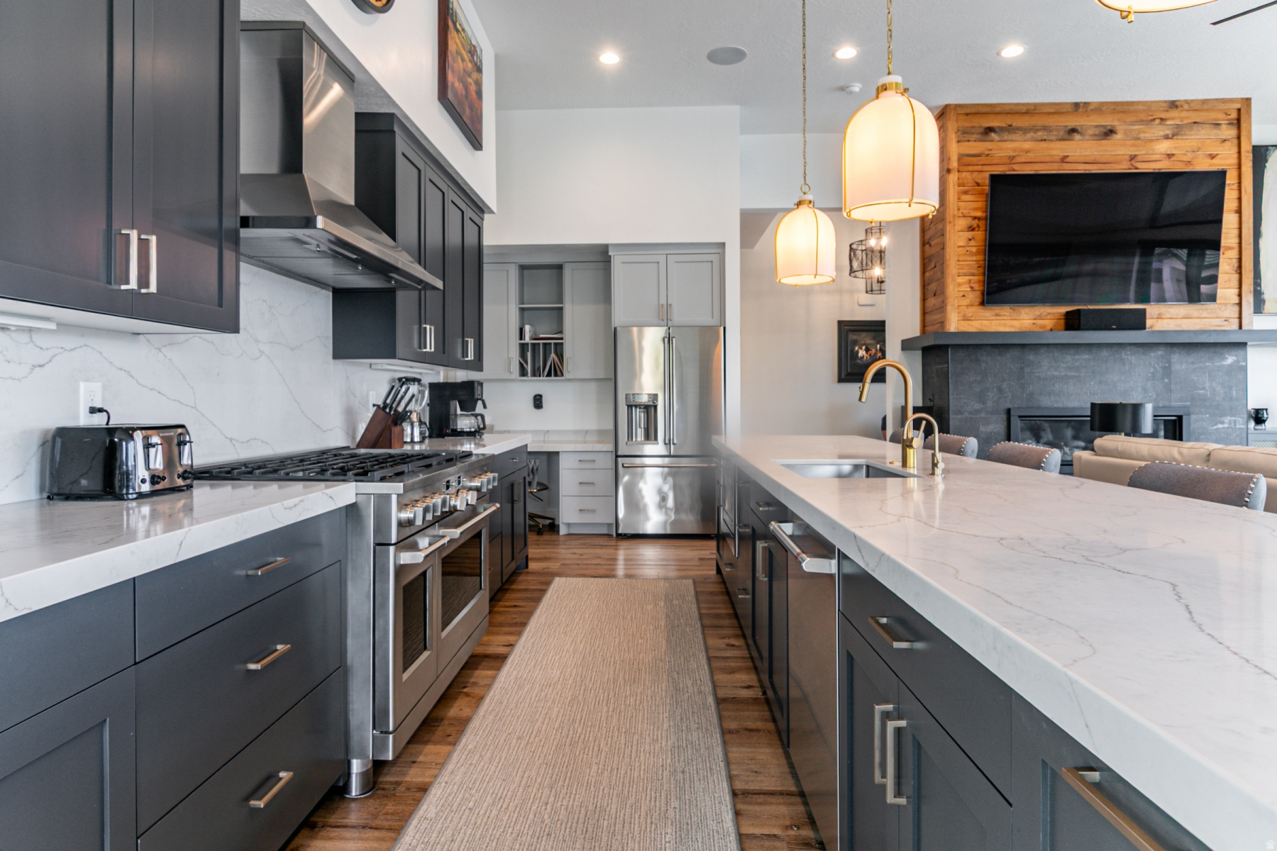 SOARING HAWK SUBDIVISION - Residential Lease