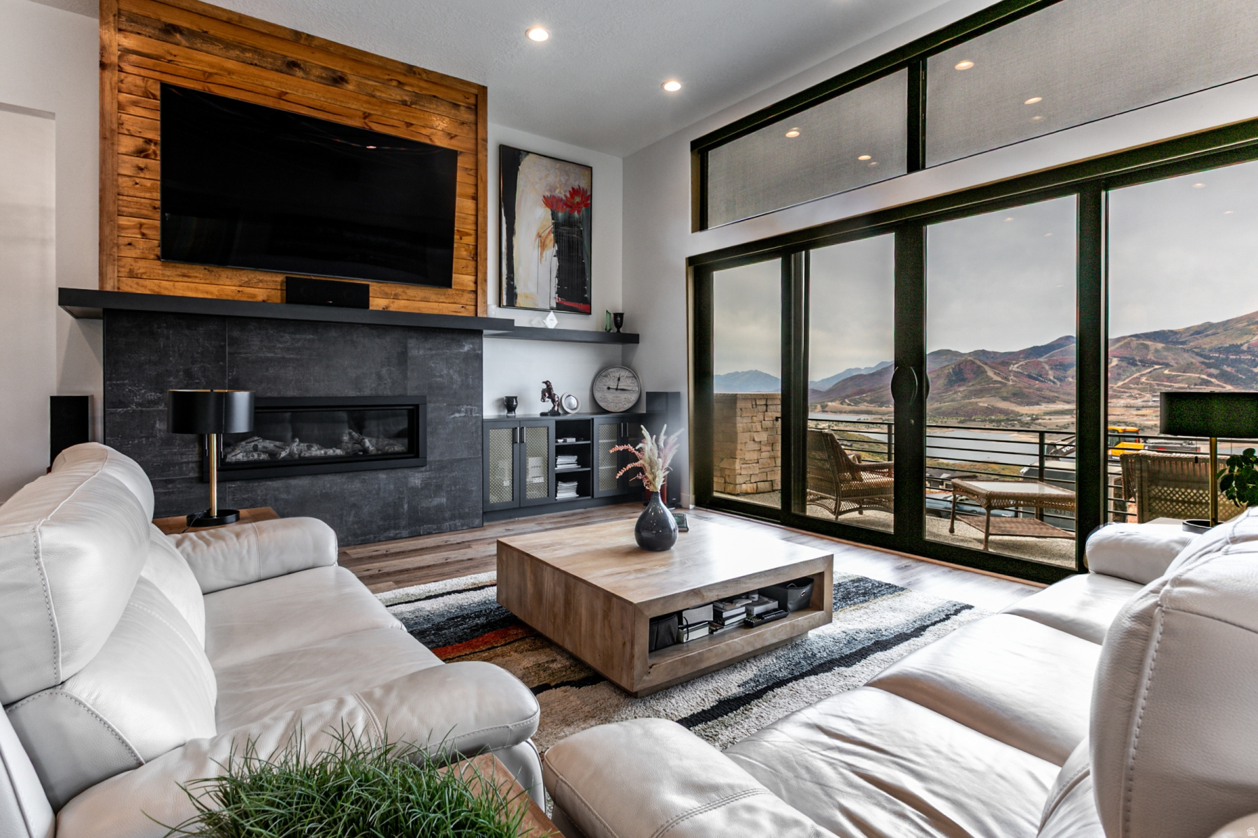 SOARING HAWK SUBDIVISION - Residential Lease