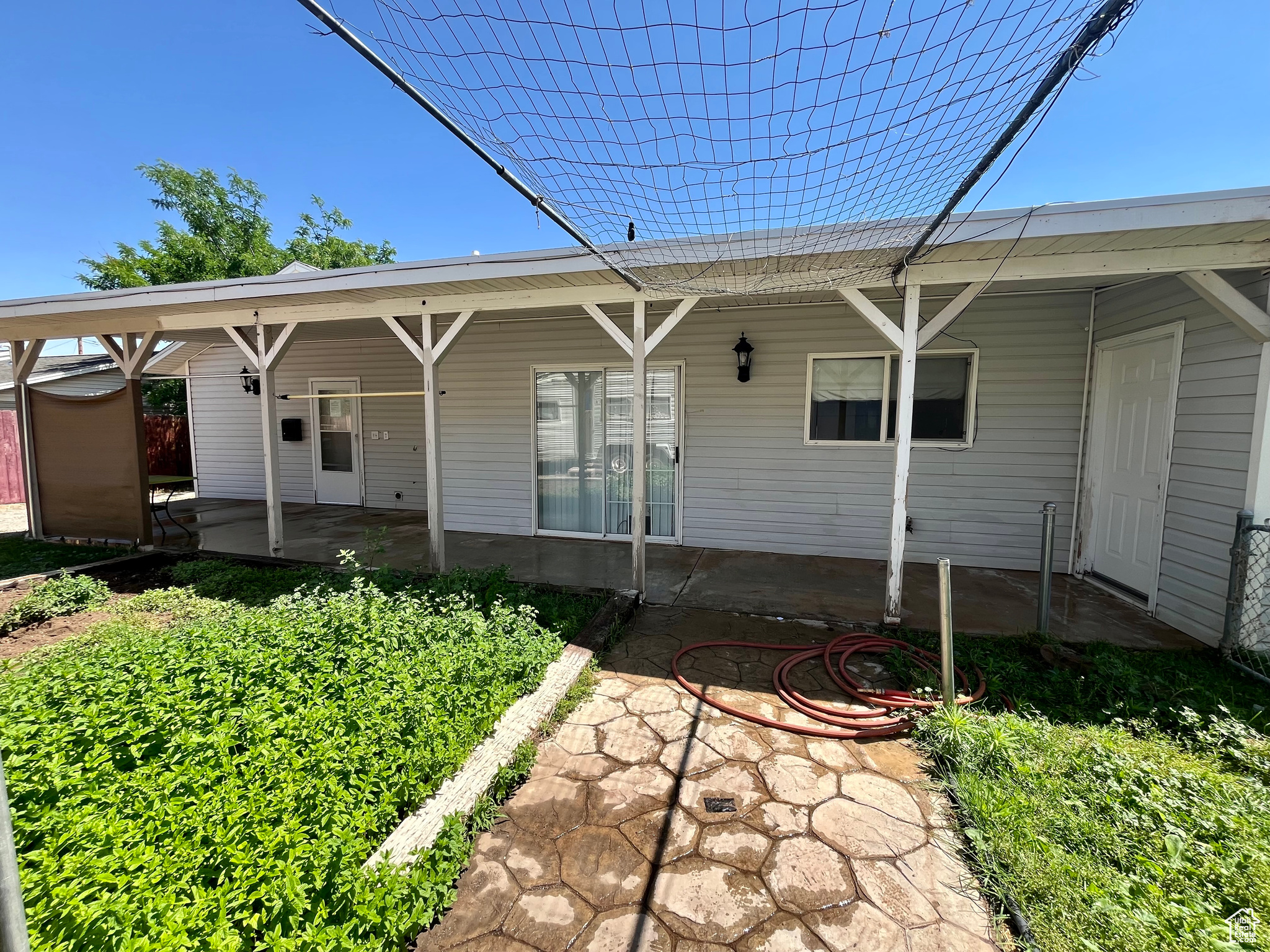 MOUNTAIN VIEW - Residential