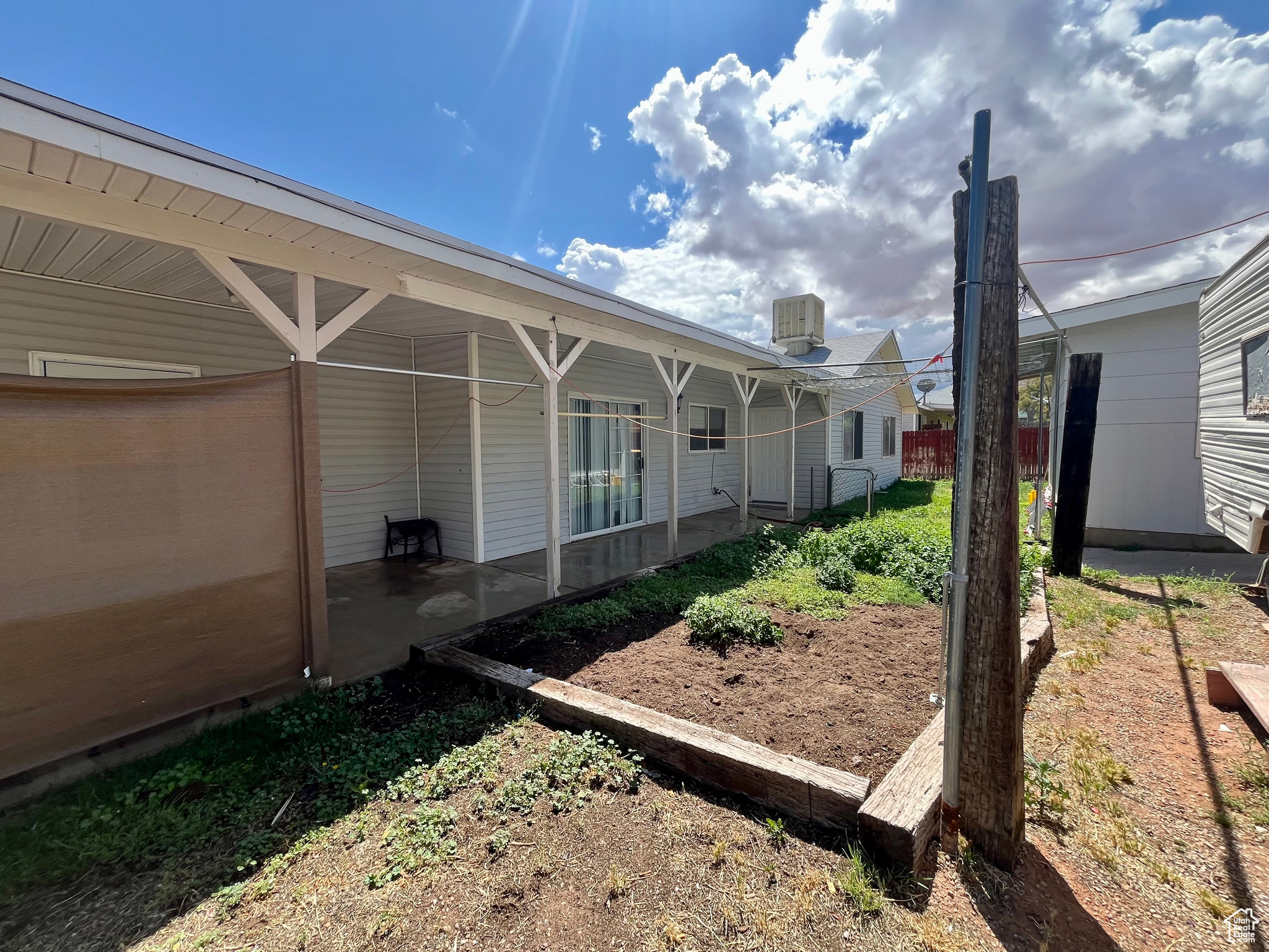 MOUNTAIN VIEW - Residential