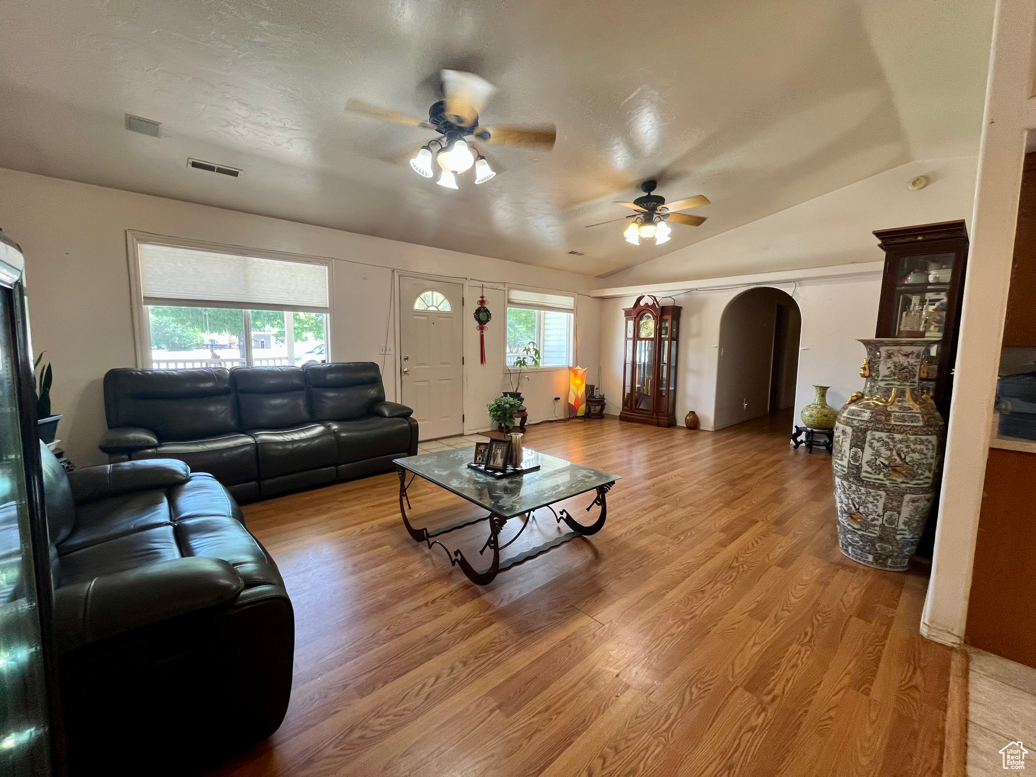 MOUNTAIN VIEW - Residential