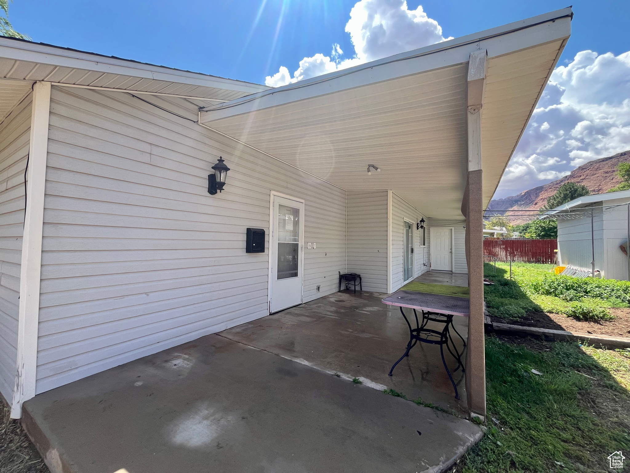 MOUNTAIN VIEW - Residential