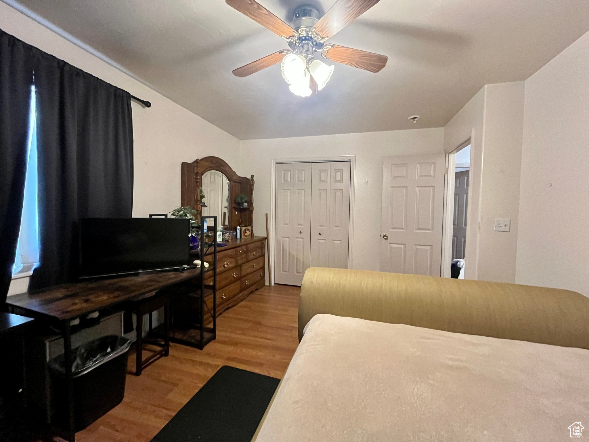 MOUNTAIN VIEW - Residential