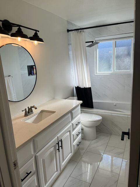 Tiny photo for 5720 S OAKWOOD DR, South Ogden, UT 84405 (MLS # 2168383)