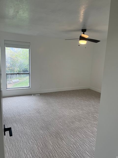 Tiny photo for 5720 S OAKWOOD DR, South Ogden, UT 84405 (MLS # 2168383)