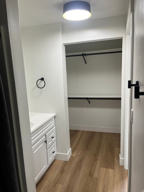 Tiny photo for 5720 S OAKWOOD DR, South Ogden, UT 84405 (MLS # 2168383)