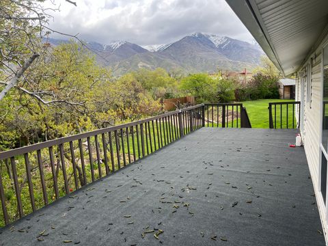 Tiny photo for 5720 S OAKWOOD DR, South Ogden, UT 84405 (MLS # 2168383)