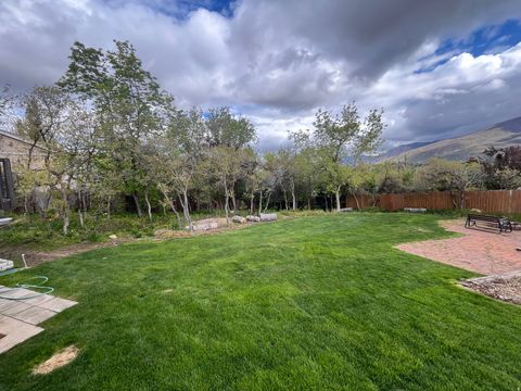 Tiny photo for 5720 S OAKWOOD DR, South Ogden, UT 84405 (MLS # 2168383)