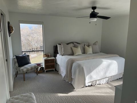 Tiny photo for 5720 S OAKWOOD DR, South Ogden, UT 84405 (MLS # 2168383)