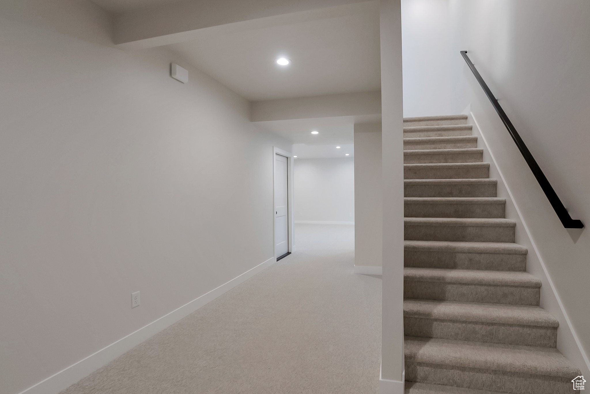 2123 N 520, Centerville, Utah image 39