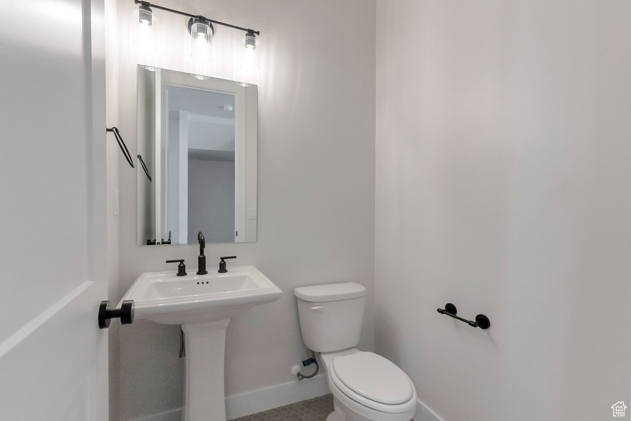 2123 N 520, Centerville, Utah image 18