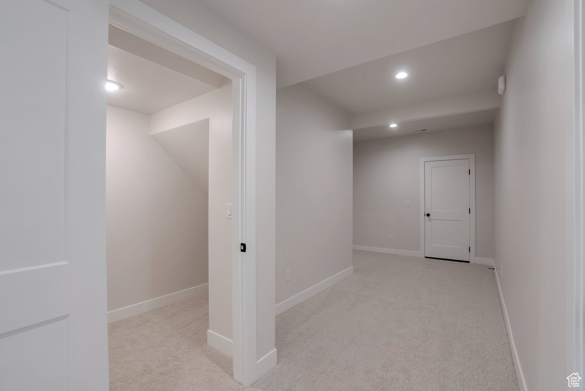 2123 N 520, Centerville, Utah image 38