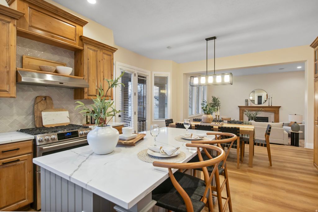 Photo of 11478 S CHAPEL RIDGE CIR W, South Jordan, UT 84095 (MLS # 2141412)