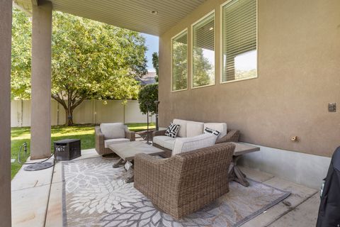 Tiny photo for 11478 S CHAPEL RIDGE CIR W, South Jordan, UT 84095 (MLS # 2141412)