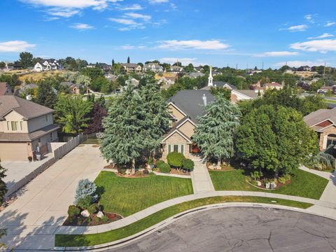 Tiny photo for 11478 S CHAPEL RIDGE CIR W, South Jordan, UT 84095 (MLS # 2141412)