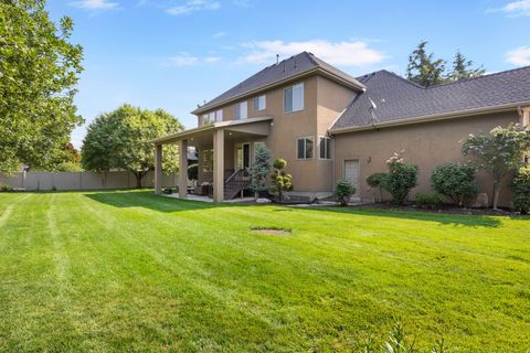 Tiny photo for 11478 S CHAPEL RIDGE CIR W, South Jordan, UT 84095 (MLS # 2141412)