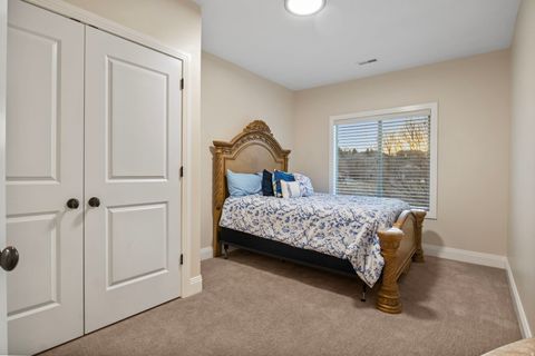 Tiny photo for 11478 S CHAPEL RIDGE CIR W, South Jordan, UT 84095 (MLS # 2141412)