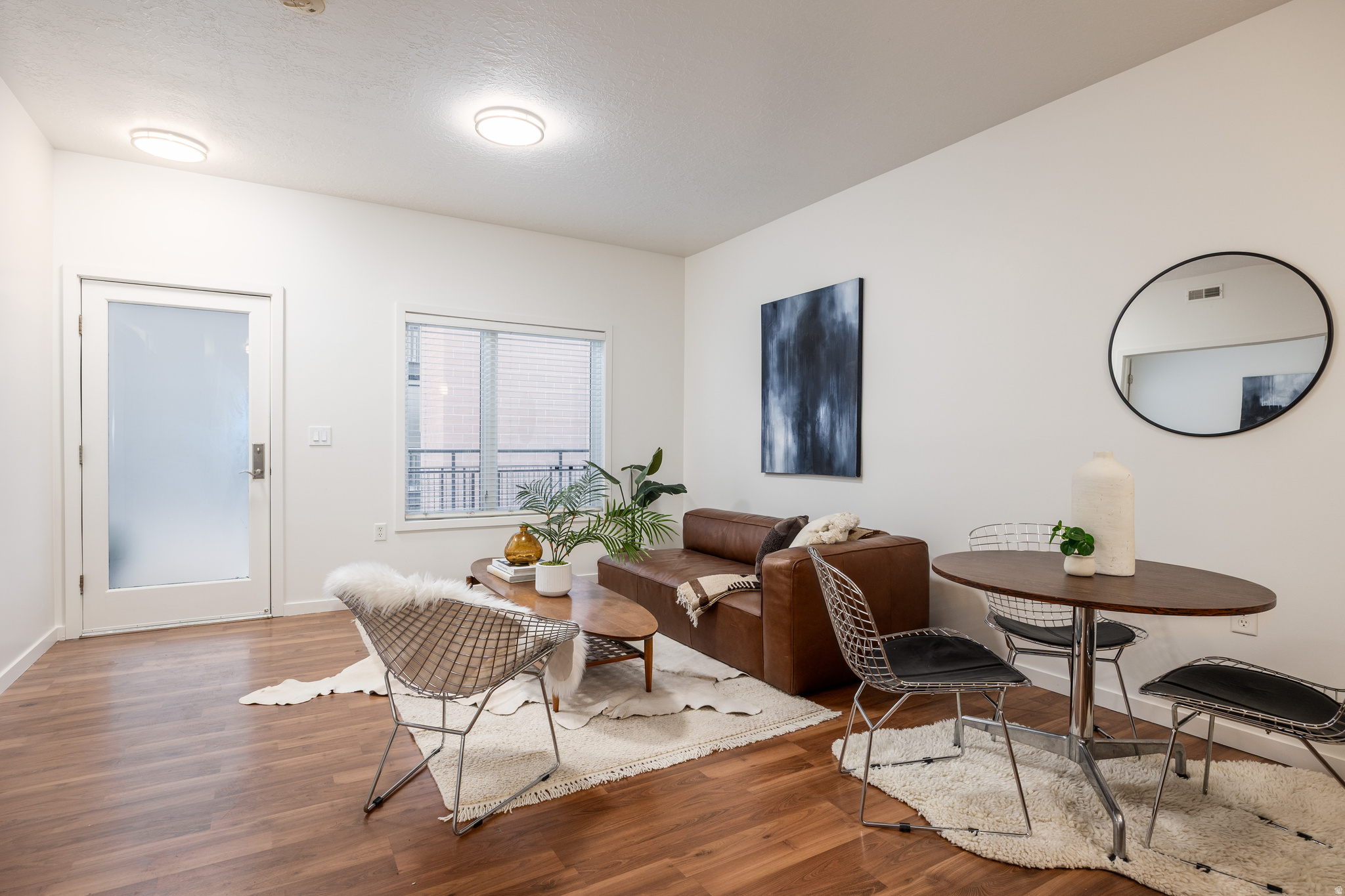 CENTRAL POINTE - Residential