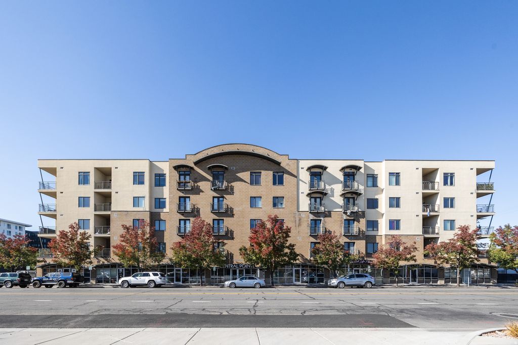 Photo of 2150 S MAIN ST St W #315, Salt Lake City, UT 84115 (MLS # 2152770)