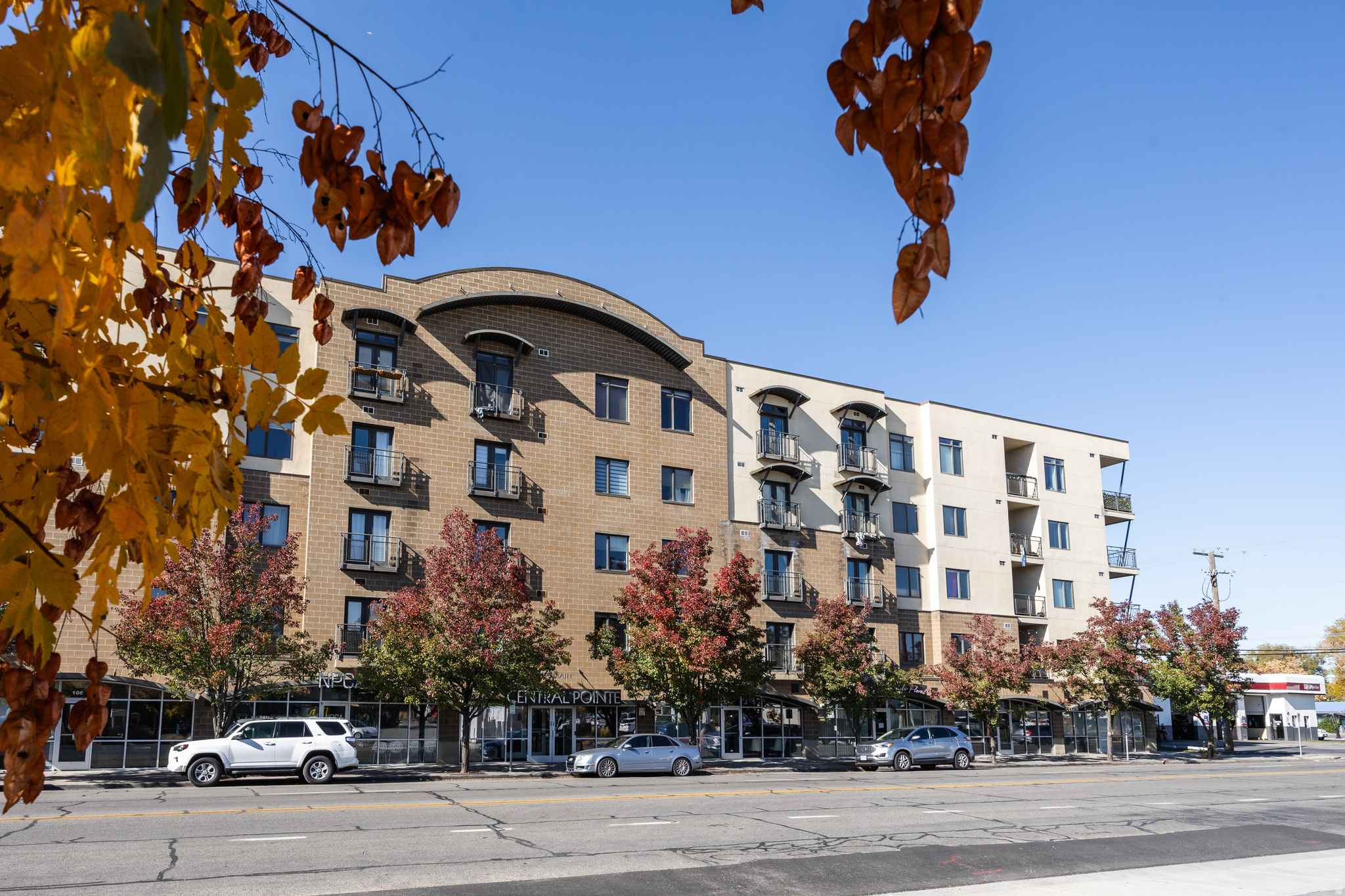 CENTRAL POINTE - Residential