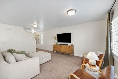 Tiny photo for 278 E WREN HILL LN S, Saratoga Springs, UT 84045 (MLS # 2114512)