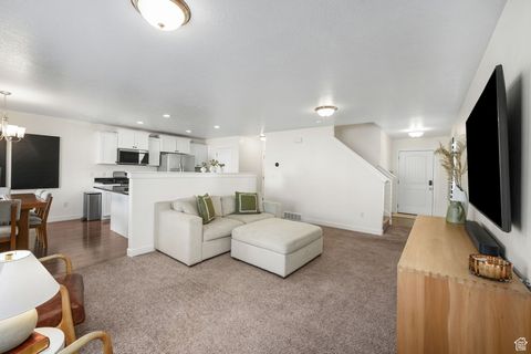 Tiny photo for 278 E WREN HILL LN S, Saratoga Springs, UT 84045 (MLS # 2114512)