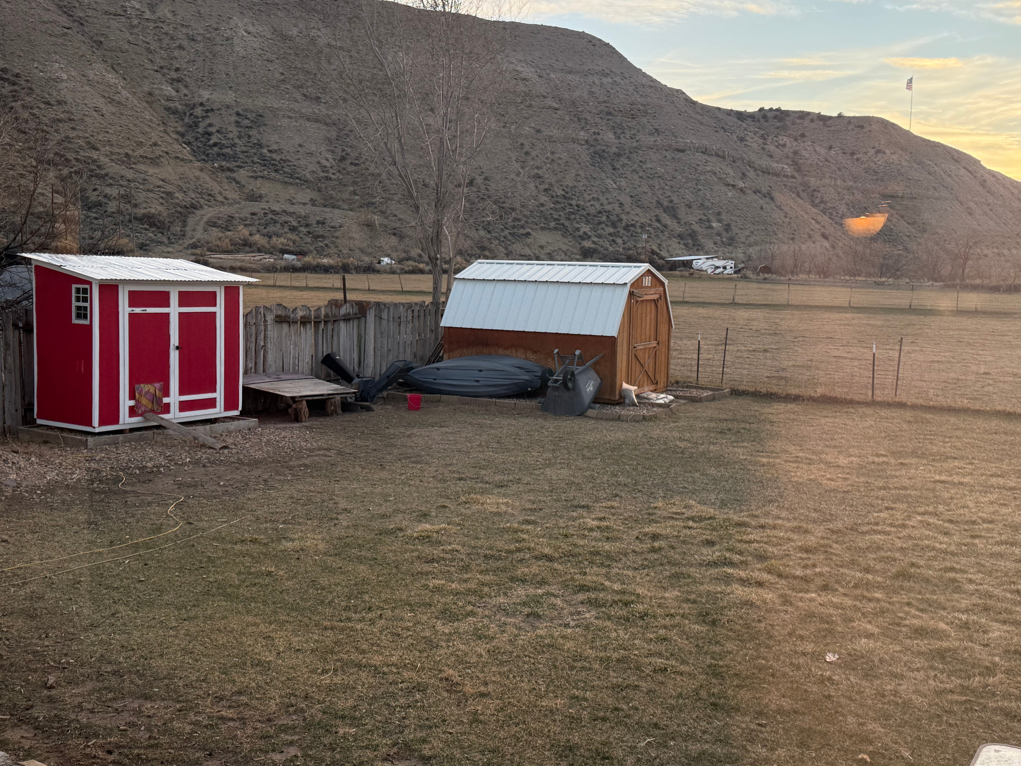 STRAWBERRY EAST - Residential