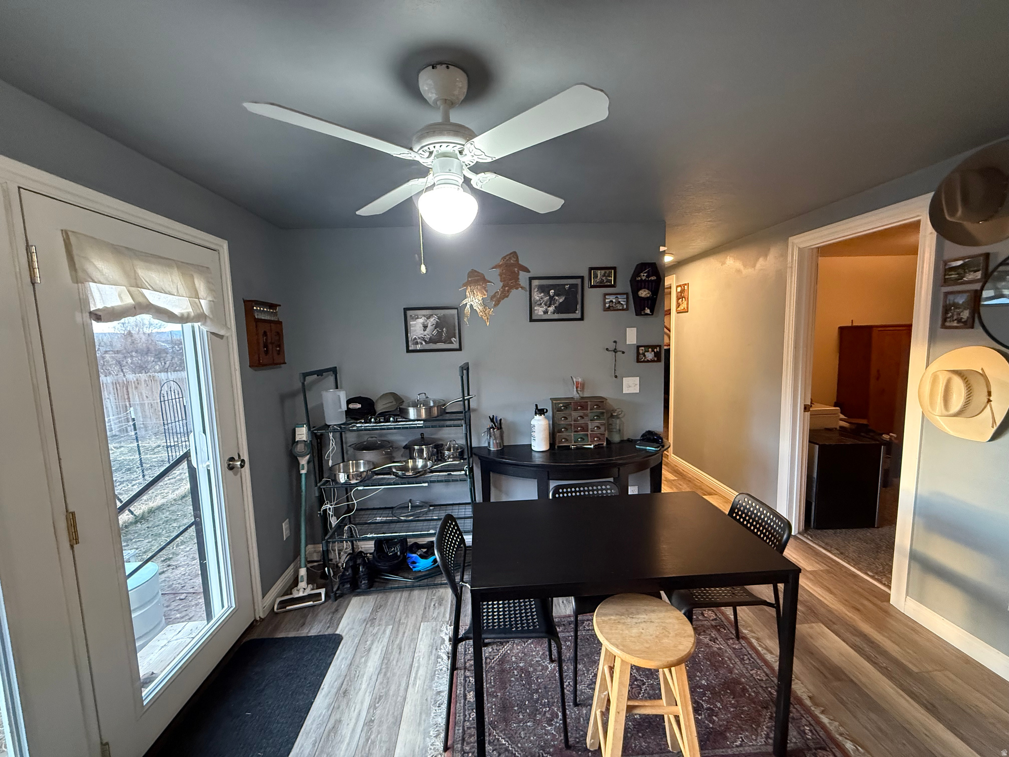 STRAWBERRY EAST - Residential