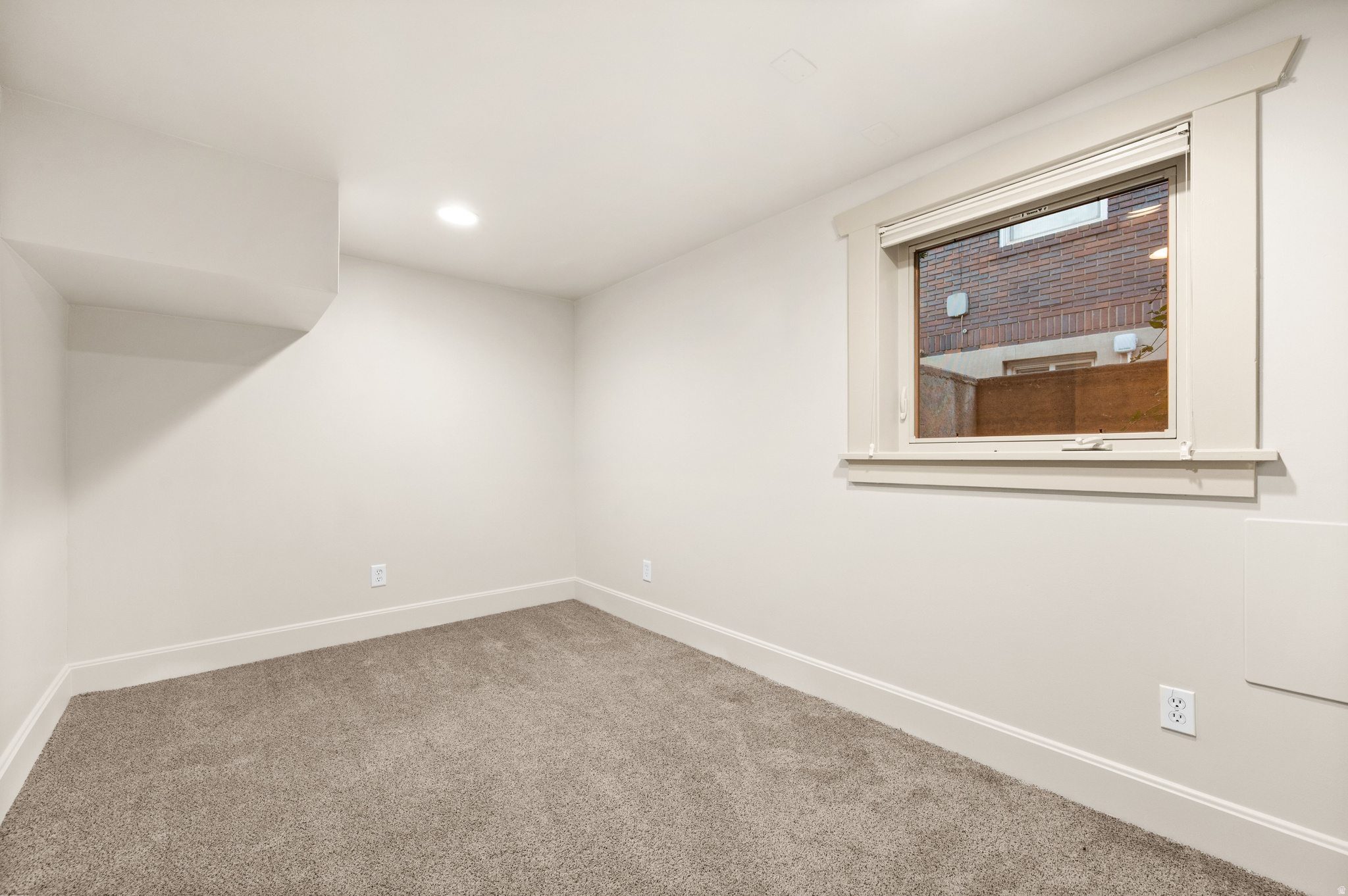 HARVARD/YALE - Residential