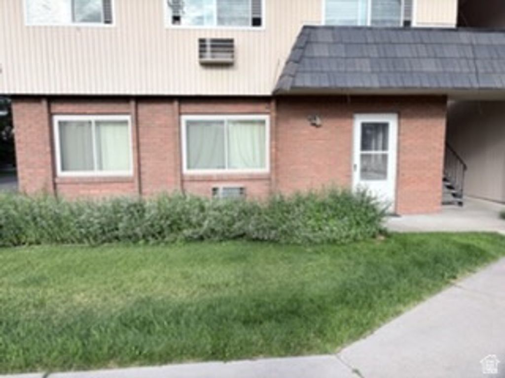 Photo of 4495 S 1175 W #108, Taylorsville, UT 84123 (MLS # 2169751)