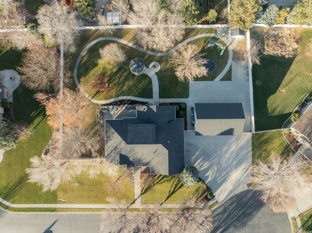 Photo of 4848 W SAMPSON CT, Highland, UT 84003 (MLS # 2156361)