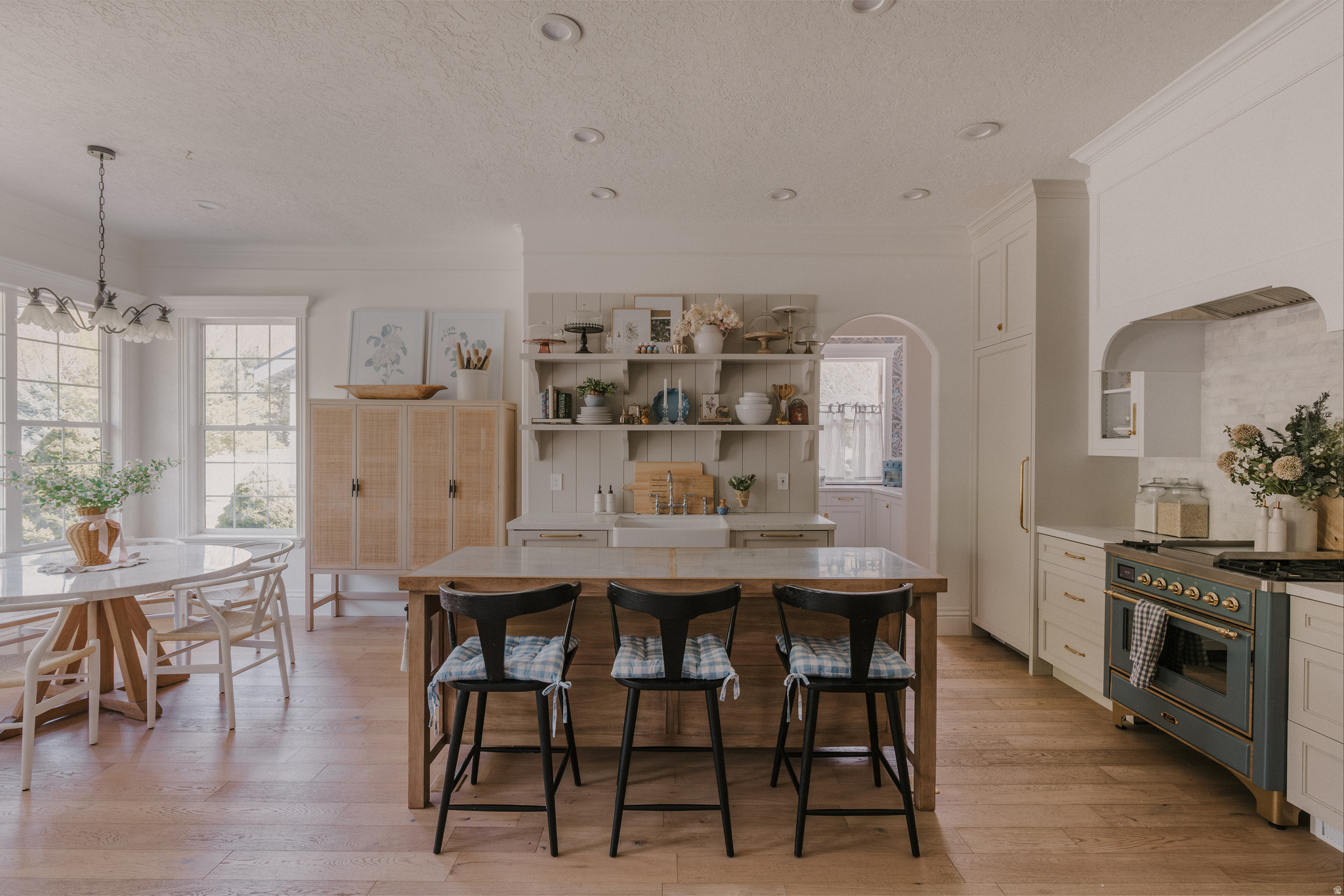 VICTORS LANDING - Residential
