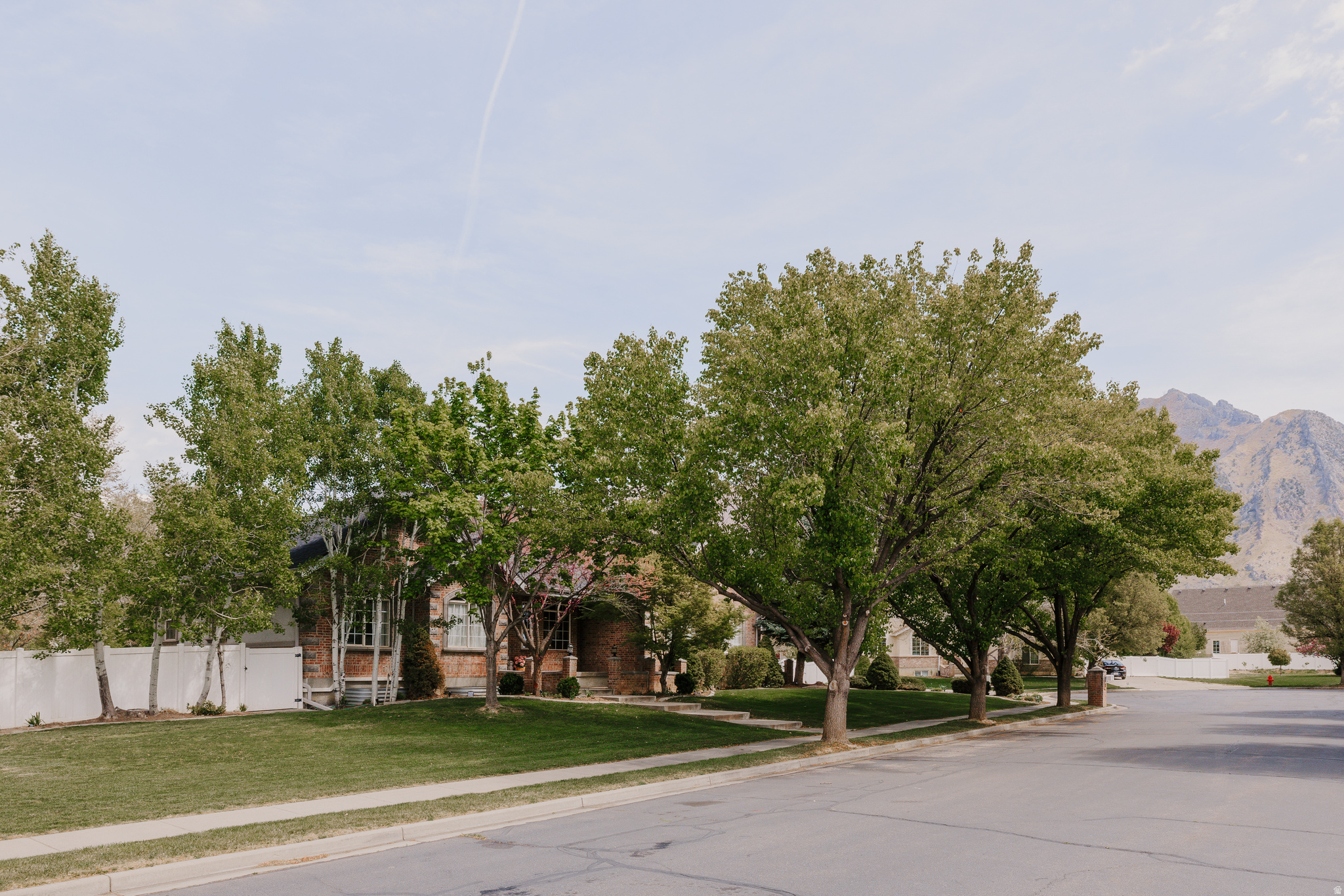 VICTORS LANDING - Residential
