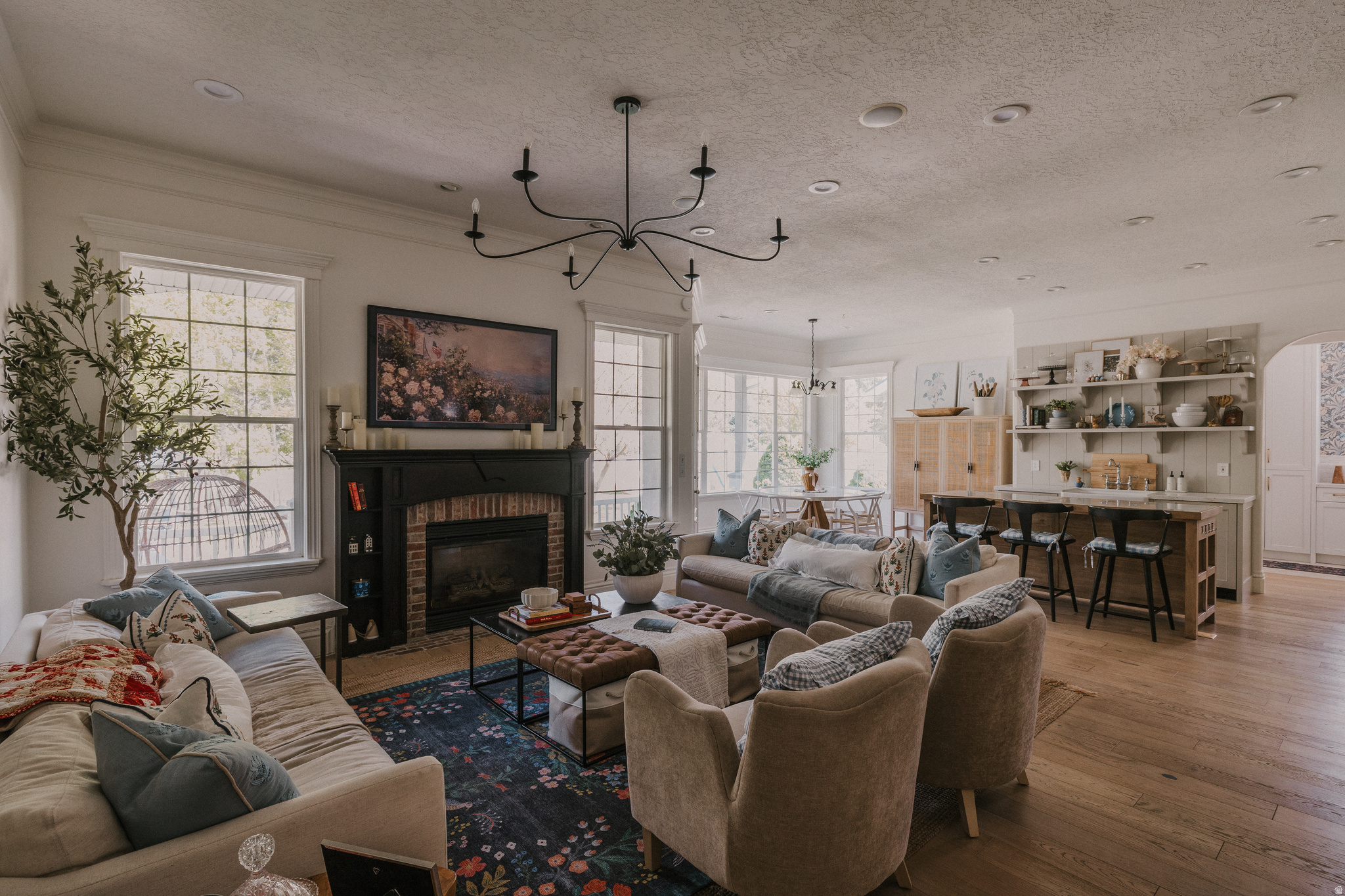 VICTORS LANDING - Residential