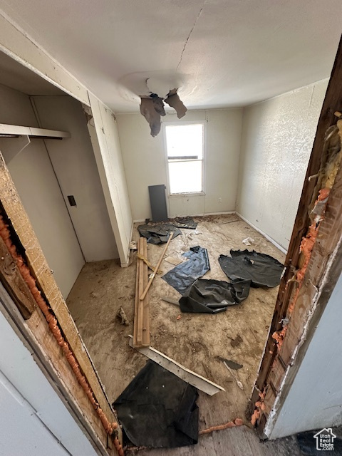 MILE HIGH VIALLGE - Residential